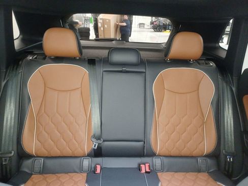 New 2026 Volkswagen Tiguan SEL R-Line AWD/4WD image 29
