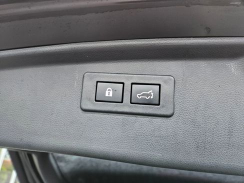 Used 2023 Subaru Outback Touring XT image 15