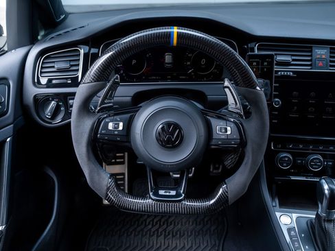 Used 2019 Volkswagen Golf R 4-Door AWD/4WD image 20