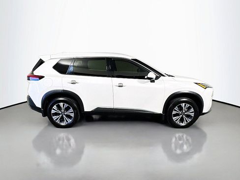 Used 2021 Nissan Rogue SV w/ Premium Package AWD/4WD image 8