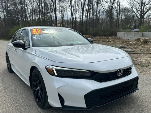 Used 2025 Honda Civic Sport image 7