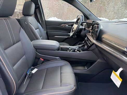 New 2026 Chevrolet Traverse High Country image 40