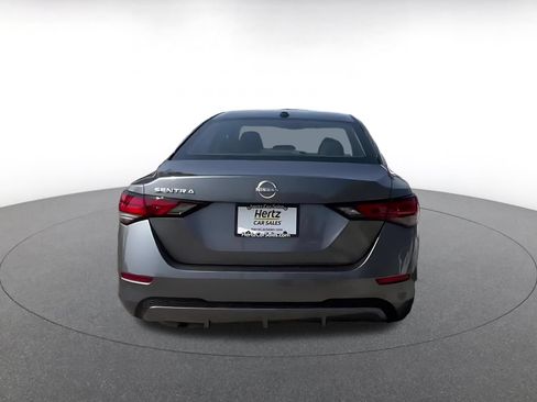 Used 2025 Nissan Sentra SV FWD image 11