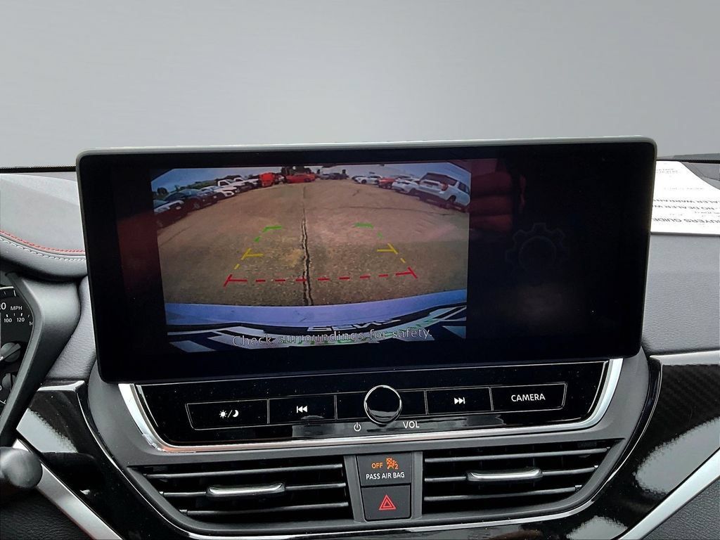 Used 2025 Nissan Altima 2.5 SR w/ SR Premium Package FWD image 16