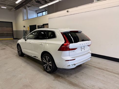 Used 2023 Volvo XC60 B5 Plus w/ Protection Package Premier image 3