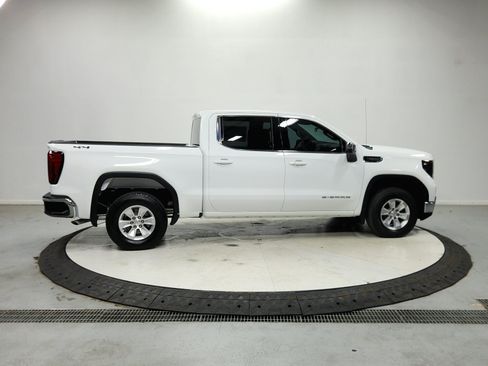 Used 2024 GMC Sierra 1500 SLE AWD/4WD image 9