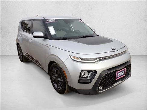 Used 2020 Kia Soul EX image 6