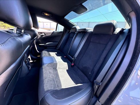 Used 2022 Dodge Charger R/T w/ Plus Group RWD image 29