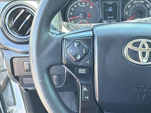 Used 2022 Toyota Tacoma SR RWD image 19
