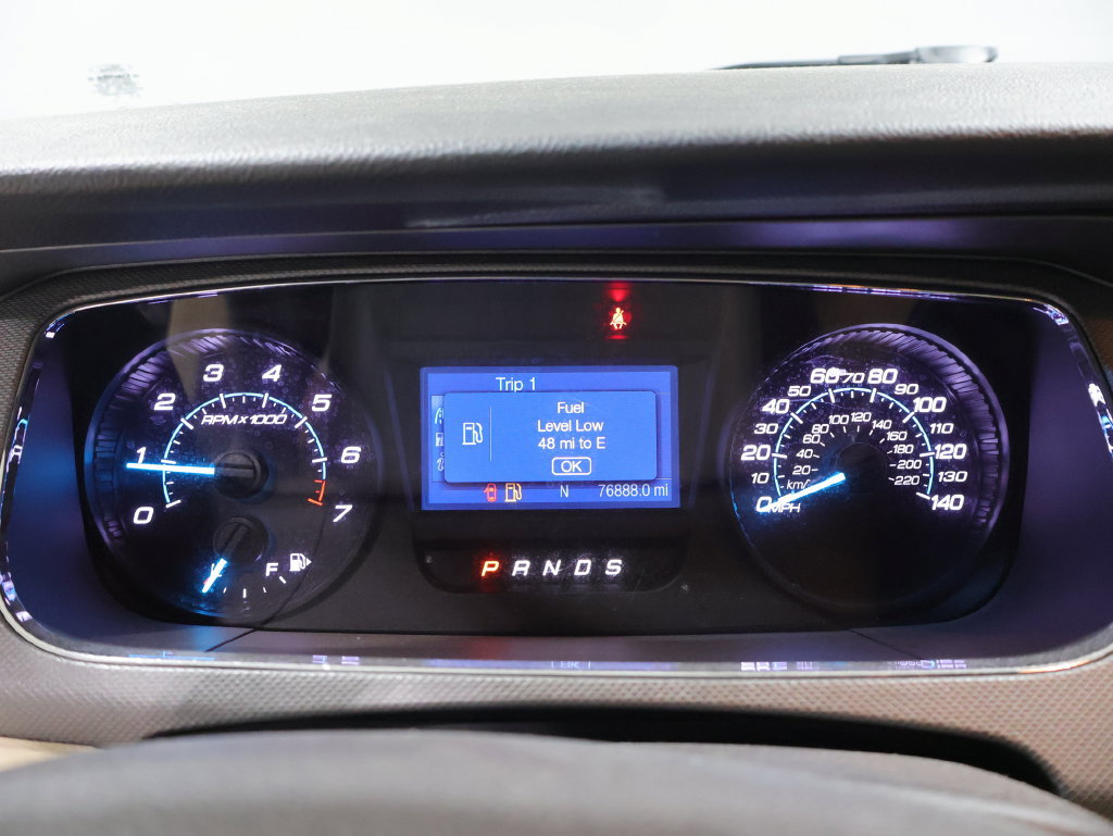 Used 2019 Ford Taurus SE FWD image 36