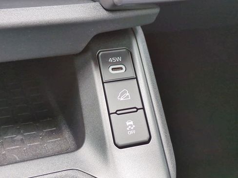 New 2026 Toyota RAV4 XSE AWD/4WD image 21