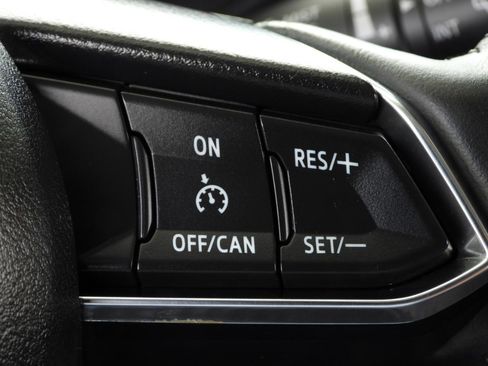 Used 2020 Toyota Yaris XLE FWD image 67