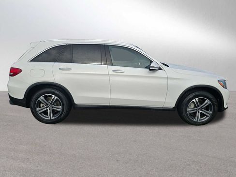 Used 2019 Mercedes-Benz GLC 300 4MATIC image 2