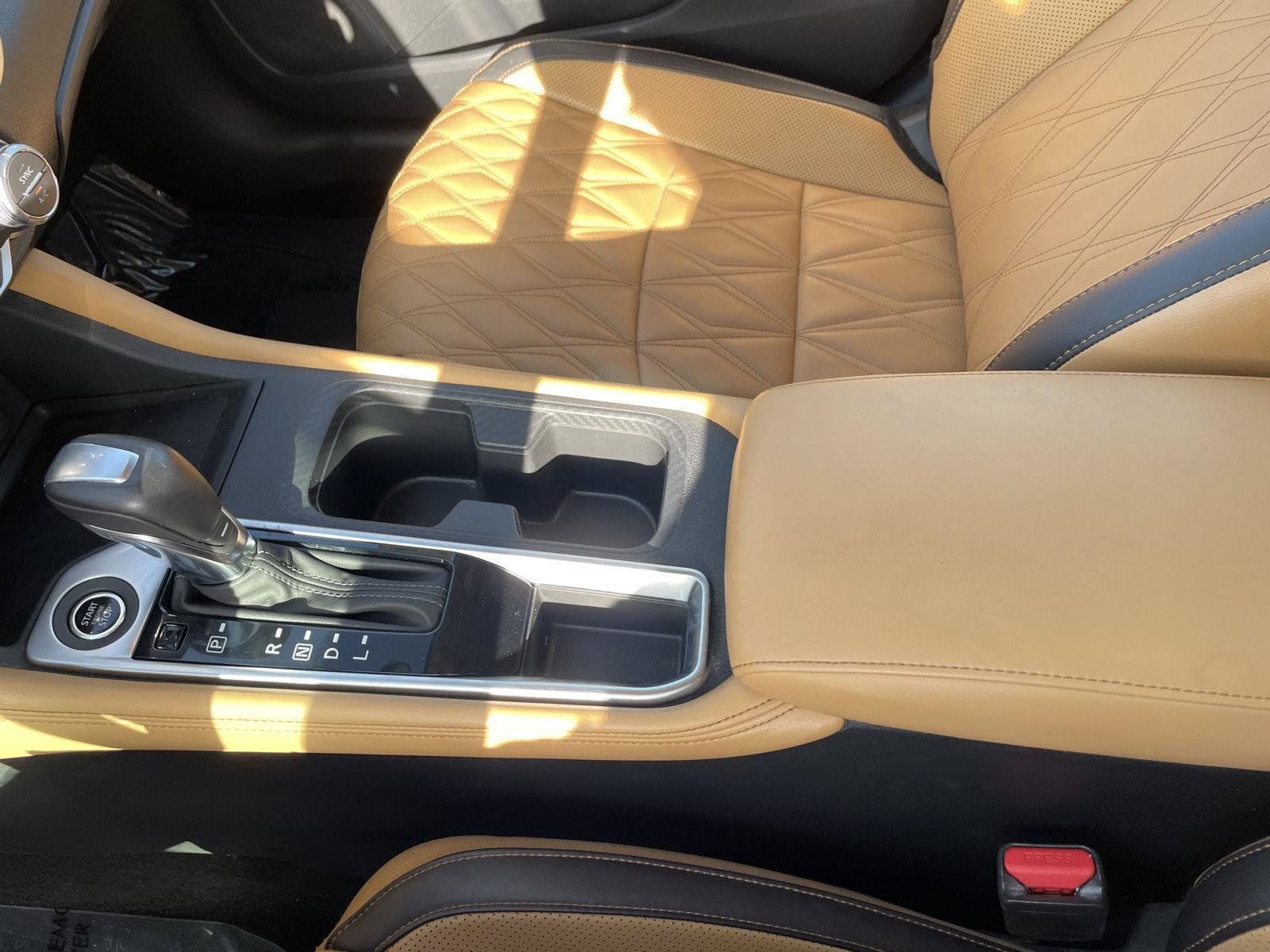 Used 2023 Nissan Sentra SV w/ SV Premium Package FWD image 24