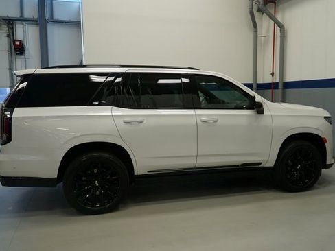 Certified 2024 Cadillac Escalade Sport w/ LPO, ONYX Package image 8