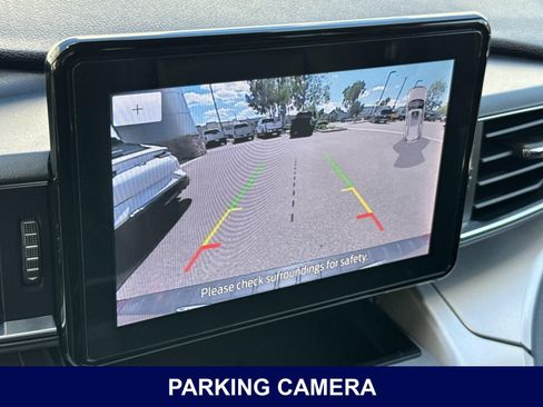 Used 2022 Ford Explorer XLT w/ Equipment Group 202A RWD image 26