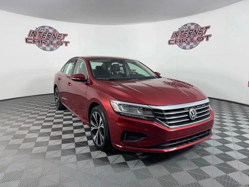 Used 2022 Volkswagen Passat 2.0T SE image 9