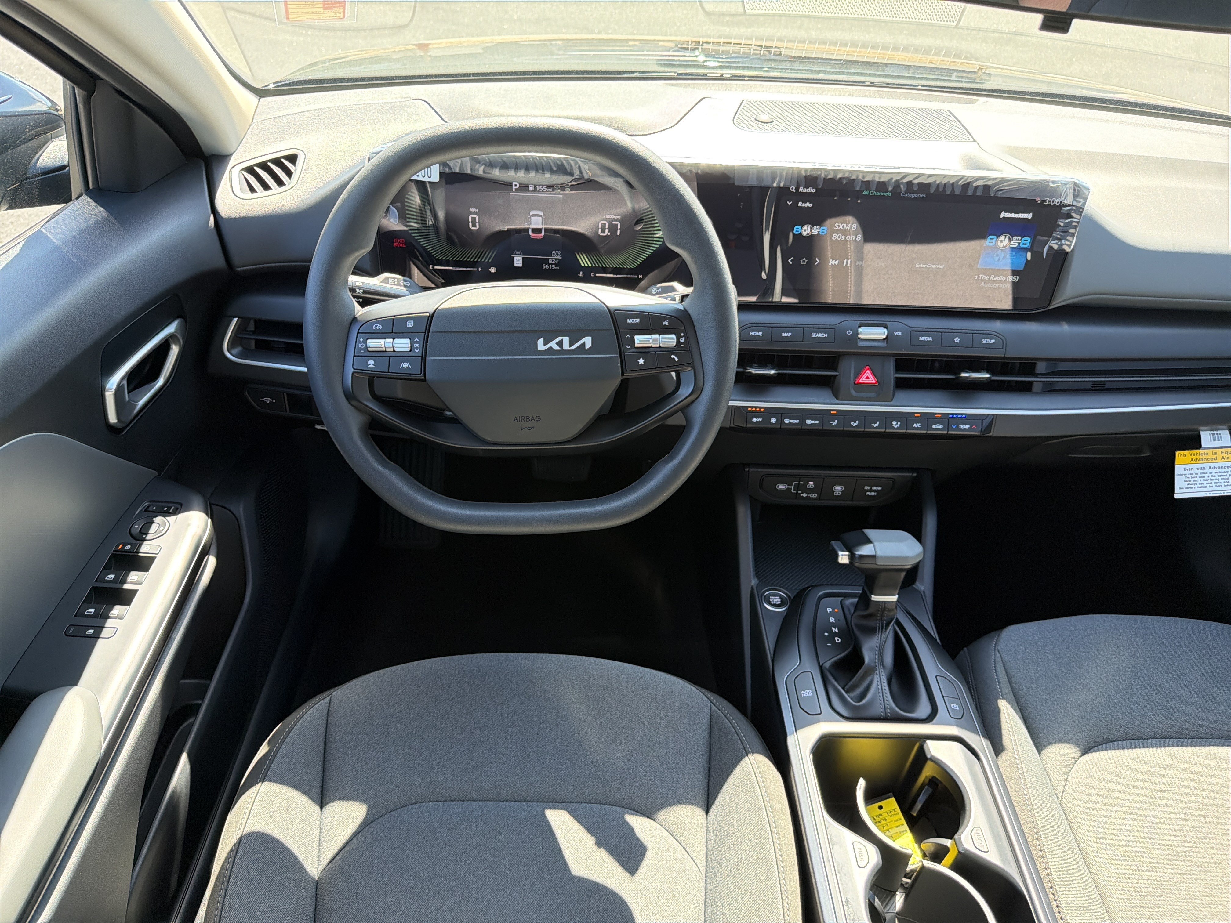 Used 2025 Kia K4 FWD image 23