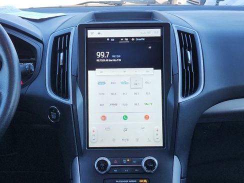 Used 2024 Ford Edge SEL w/ Convenience Package image 13