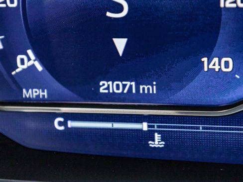 Used 2023 Chevrolet Suburban Premier w/ Max Trailering Package image 18