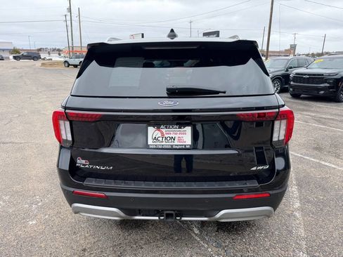Used 2025 Ford Explorer Platinum w/ LUX Leather Package AWD/4WD image 4