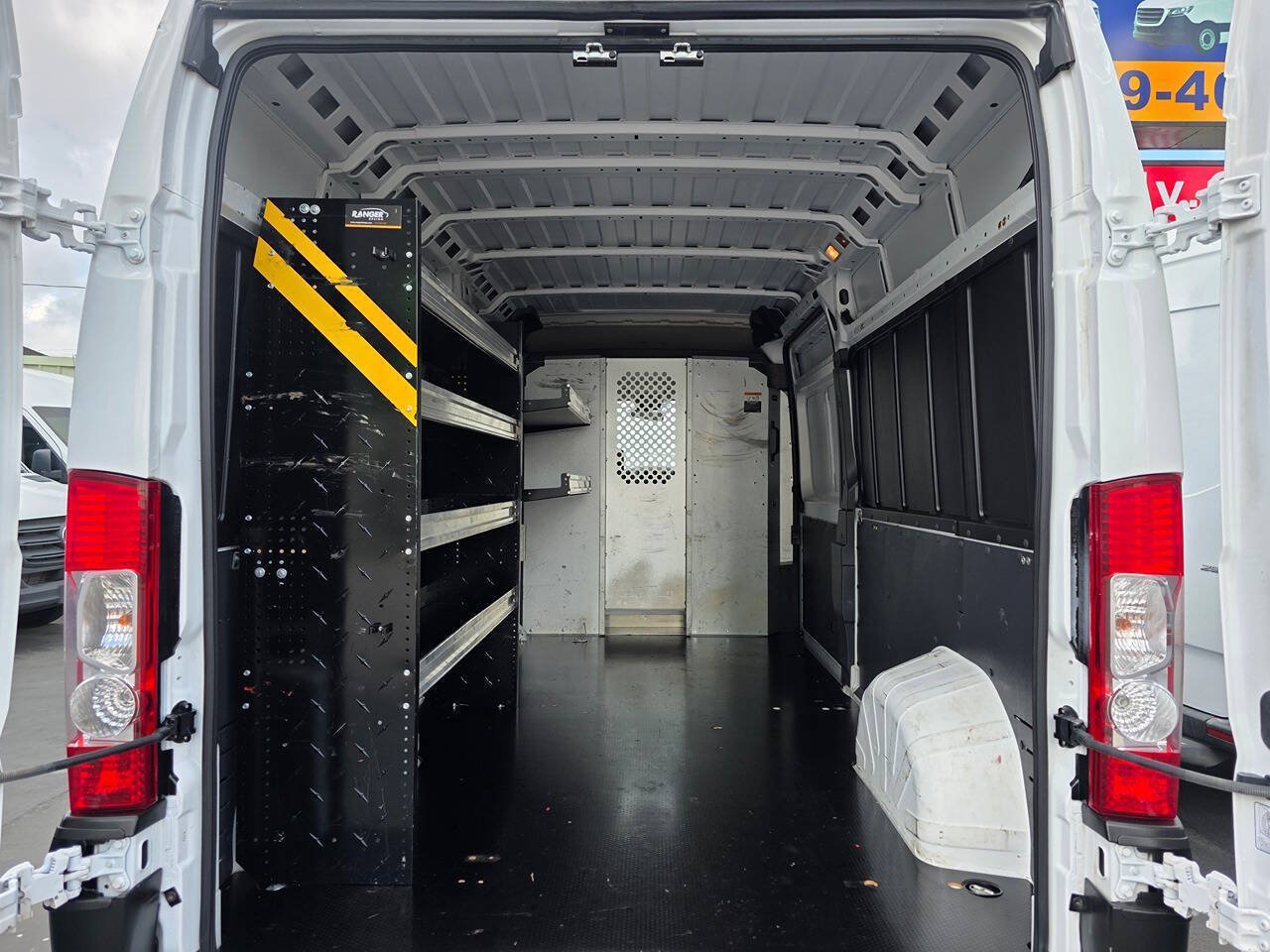 Used 2021 RAM ProMaster 2500 FWD image 12