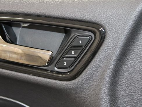 Used 2024 Dodge Durango GT RWD image 27