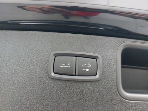 New 2026 Porsche Macan image 15