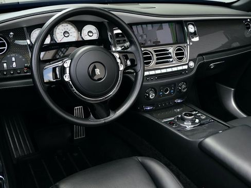 Used 2019 Rolls-Royce Dawn image 27