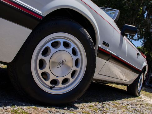 Used 1989 Ford Mustang LX RWD image 44