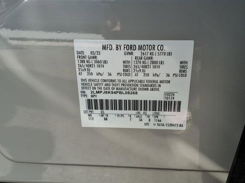 Certified 2023 Lincoln Nautilus Reserve w/ Equipment Group 202A AWD/4WD image 32