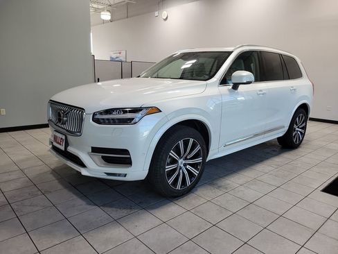 Used 2024 Volvo XC90 B6 Plus image 64