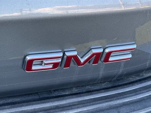 Used 2025 GMC Yukon XL Denali image 27