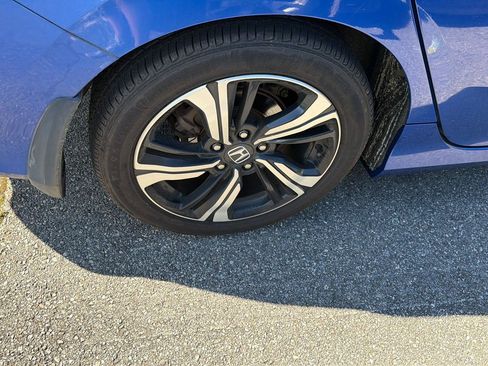 Used 2016 Honda Civic Touring image 7