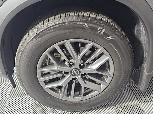 Certified 2024 Nissan Rogue S FWD image 10