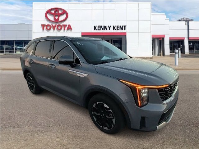 Used 2024 Kia Sorento S w/ Panoramic Sunroof Package FWD image 1