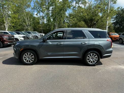 Used 2025 Hyundai Palisade SEL FWD image 2
