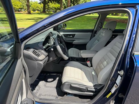 Used 2017 Honda CR-V LX image 23