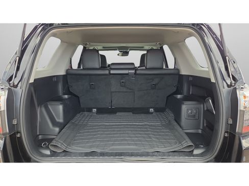Certified 2021 Toyota 4Runner TRD Off-Road Premium w/ Moonroof Package AWD/4WD image 9