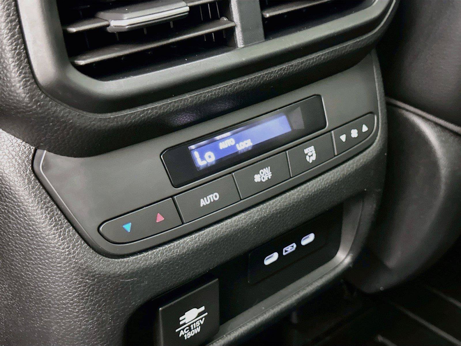 Certified 2025 Honda Pilot TrailSport image 33