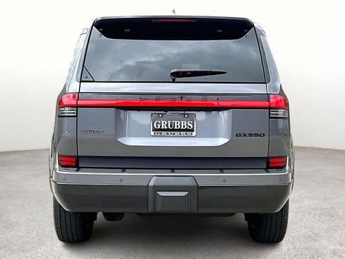 Used 2025 Lexus GX 550 w/ Accessory Package (2T) image 7