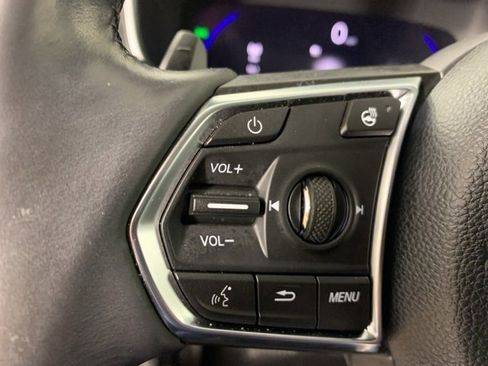 Used 2025 Acura MDX w/ Advance Package image 8