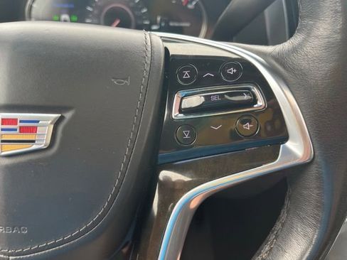 Used 2020 Cadillac Escalade ESV Platinum AWD/4WD image 21