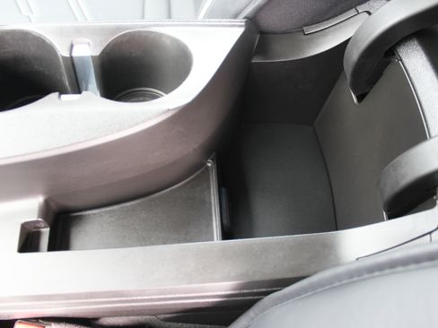 Used 2017 Chevrolet Camaro LT w/ RS Package image 34