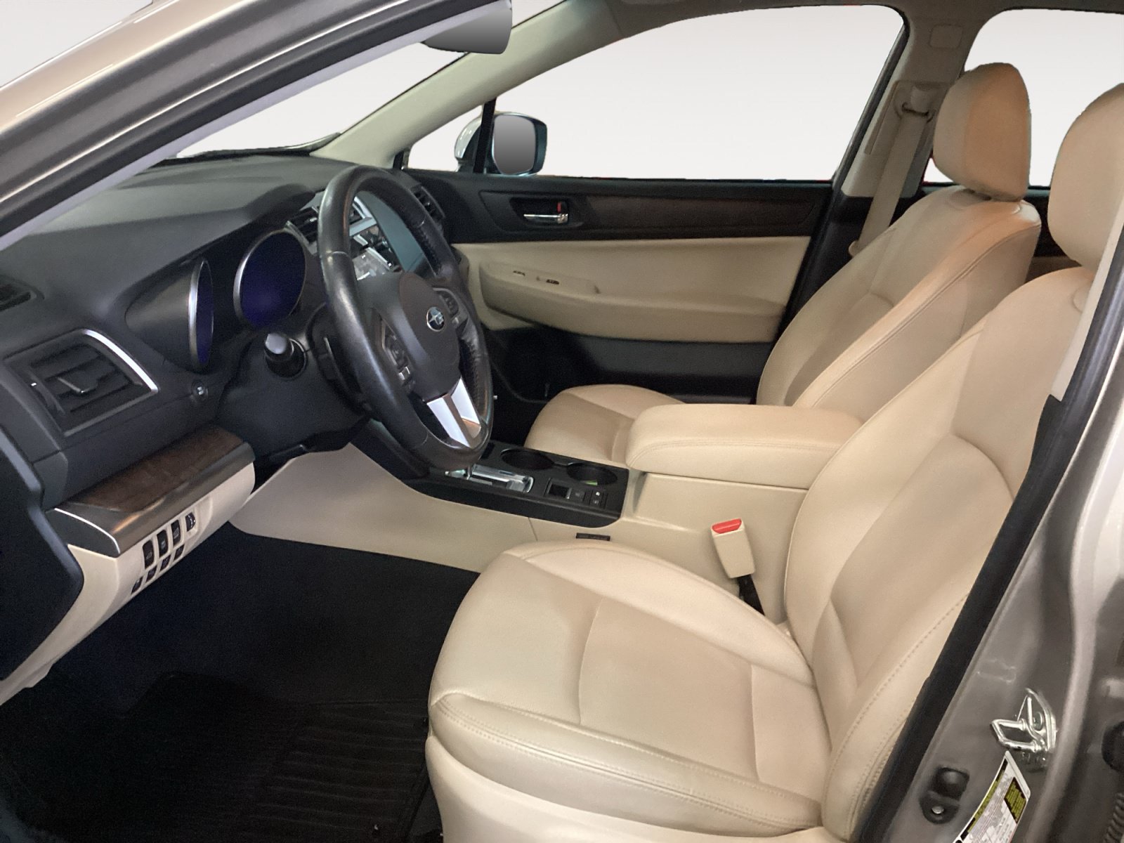Used 2017 Subaru Outback 2.5i Limited AWD/4WD image 9