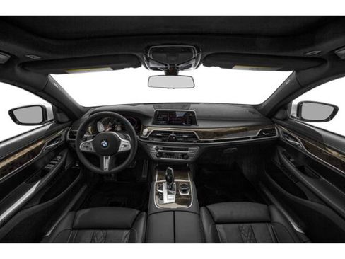 Used 2022 BMW 750i xDrive AWD/4WD image 11
