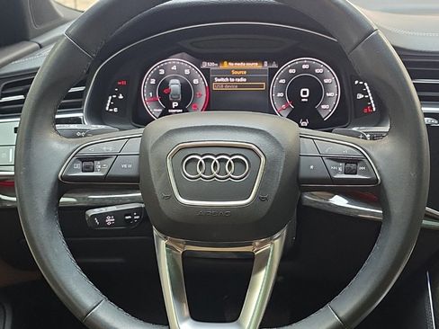 Used 2023 Audi Q7 3.0T Prestige w/ Prestige Package image 21