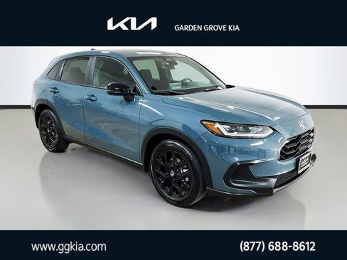 Used 2023 Honda HR-V Sport image 1