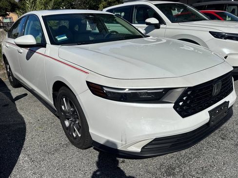 Used 2024 Honda Accord EX image 2