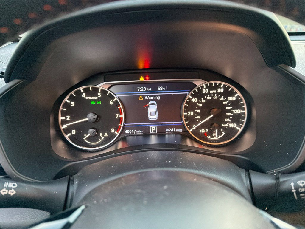 Used 2024 Nissan Altima 2.5 SR w/ SR Premium Package FWD image 5